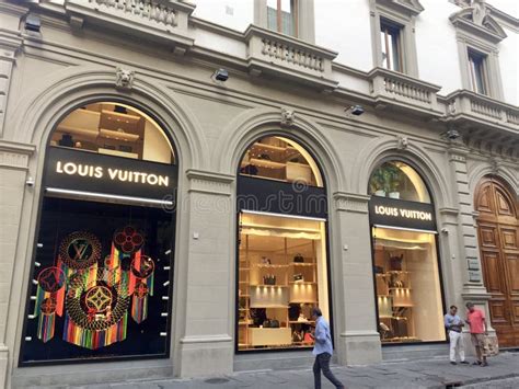 louis vuitton outlet italy|cheapest place to buy lv.